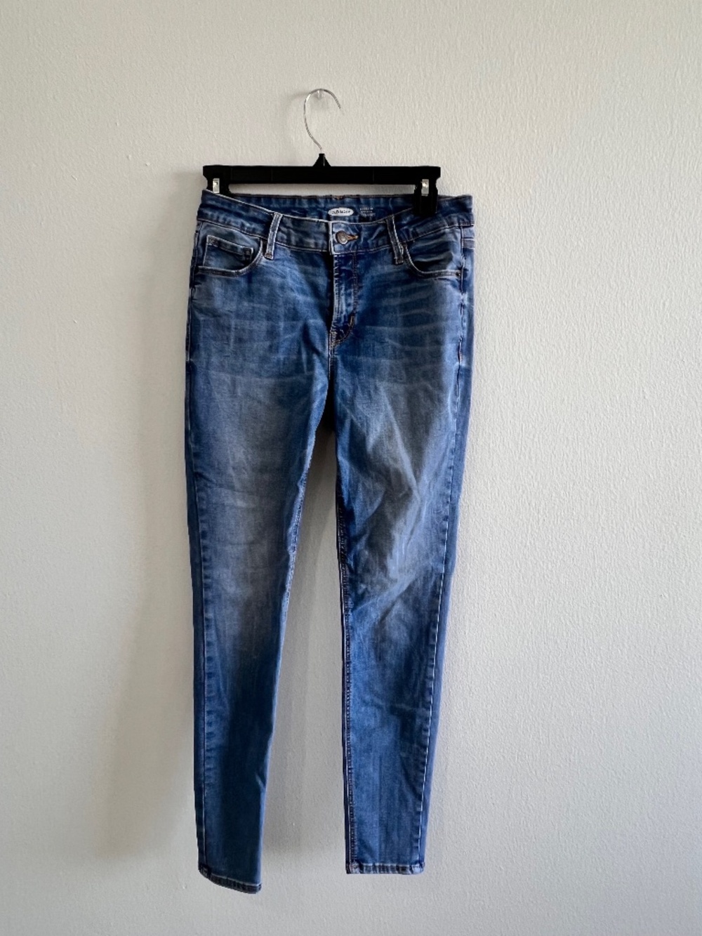 Old Navy Rockstar Super Skinny Medium Wash Jeans